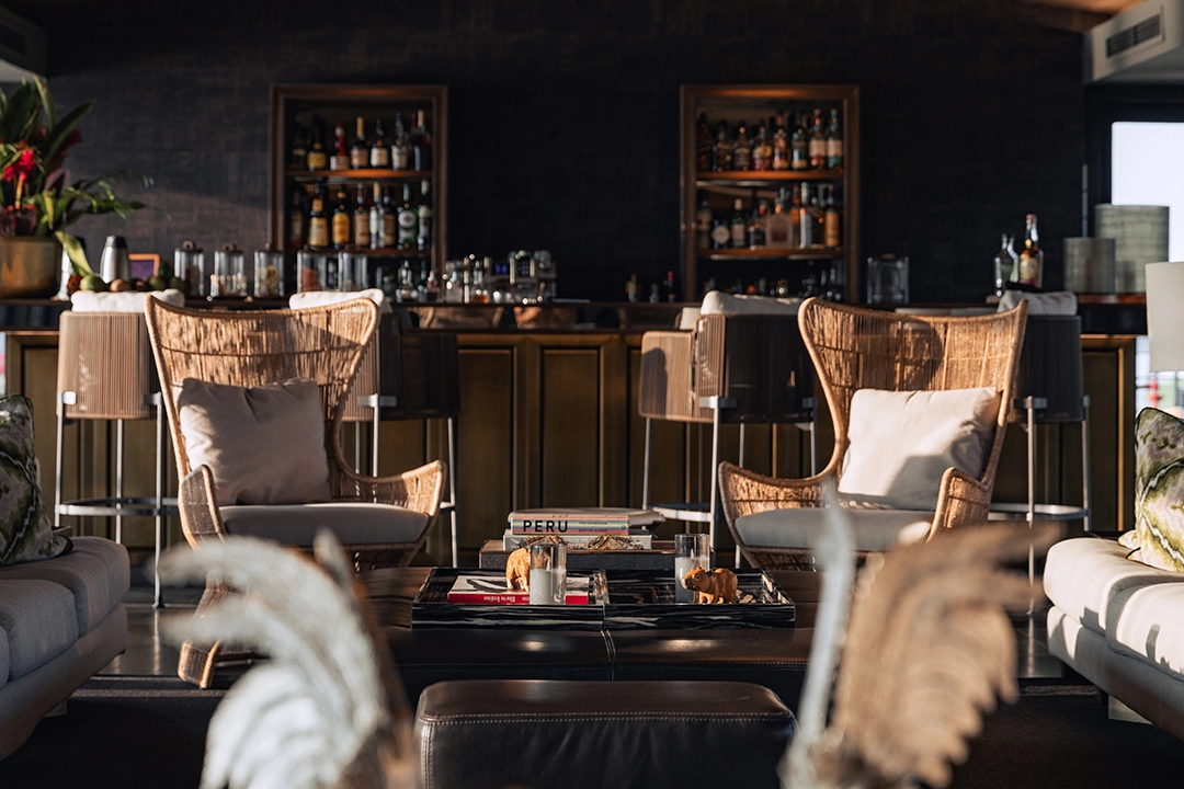 interior lounge aqua expeditions