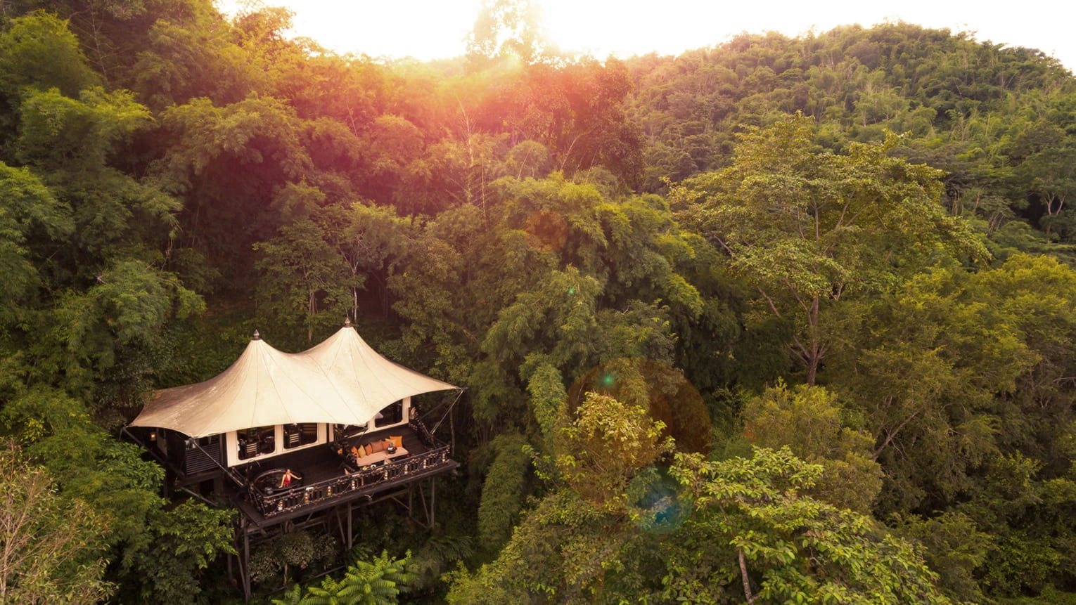 hotel integrado en la naturaleza tailandia