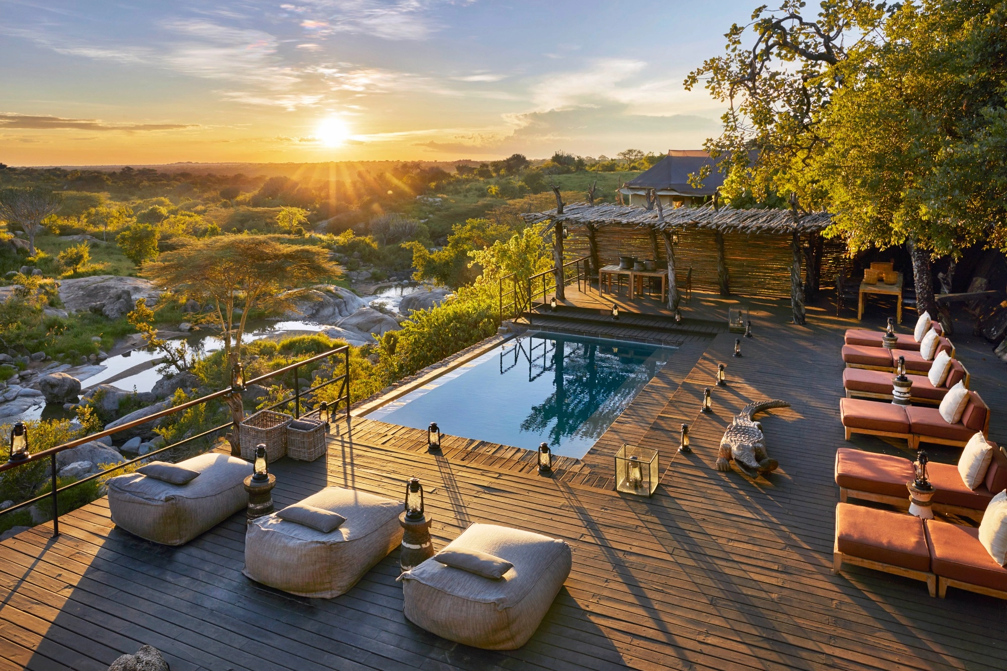 lodge mwiba legendary expeditions tanzania piscina